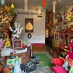 Buddy Boutique Inn
